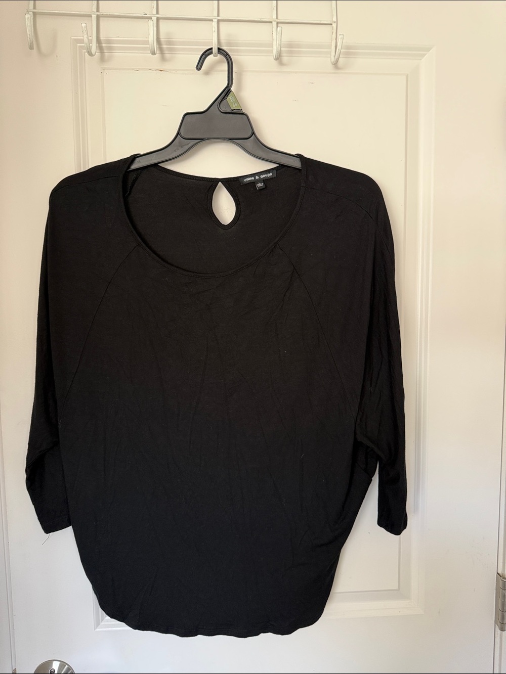 Cable& gauge Black Keyhole Scoop Neck Women's Top